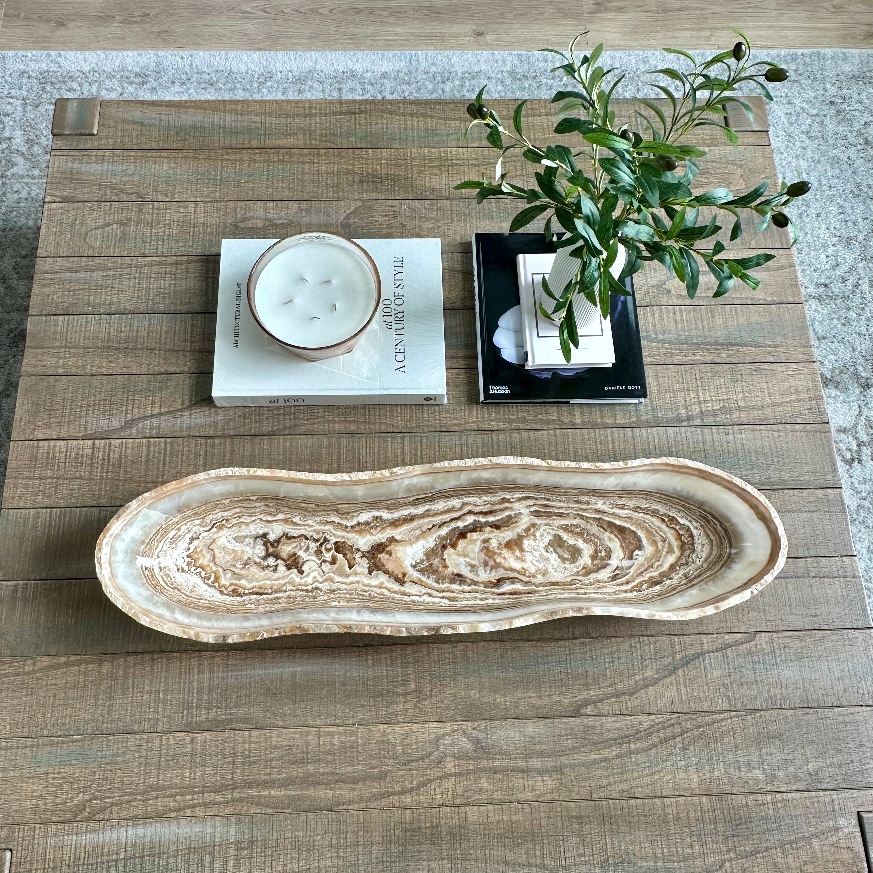 Beige Layered Onyx Canoe