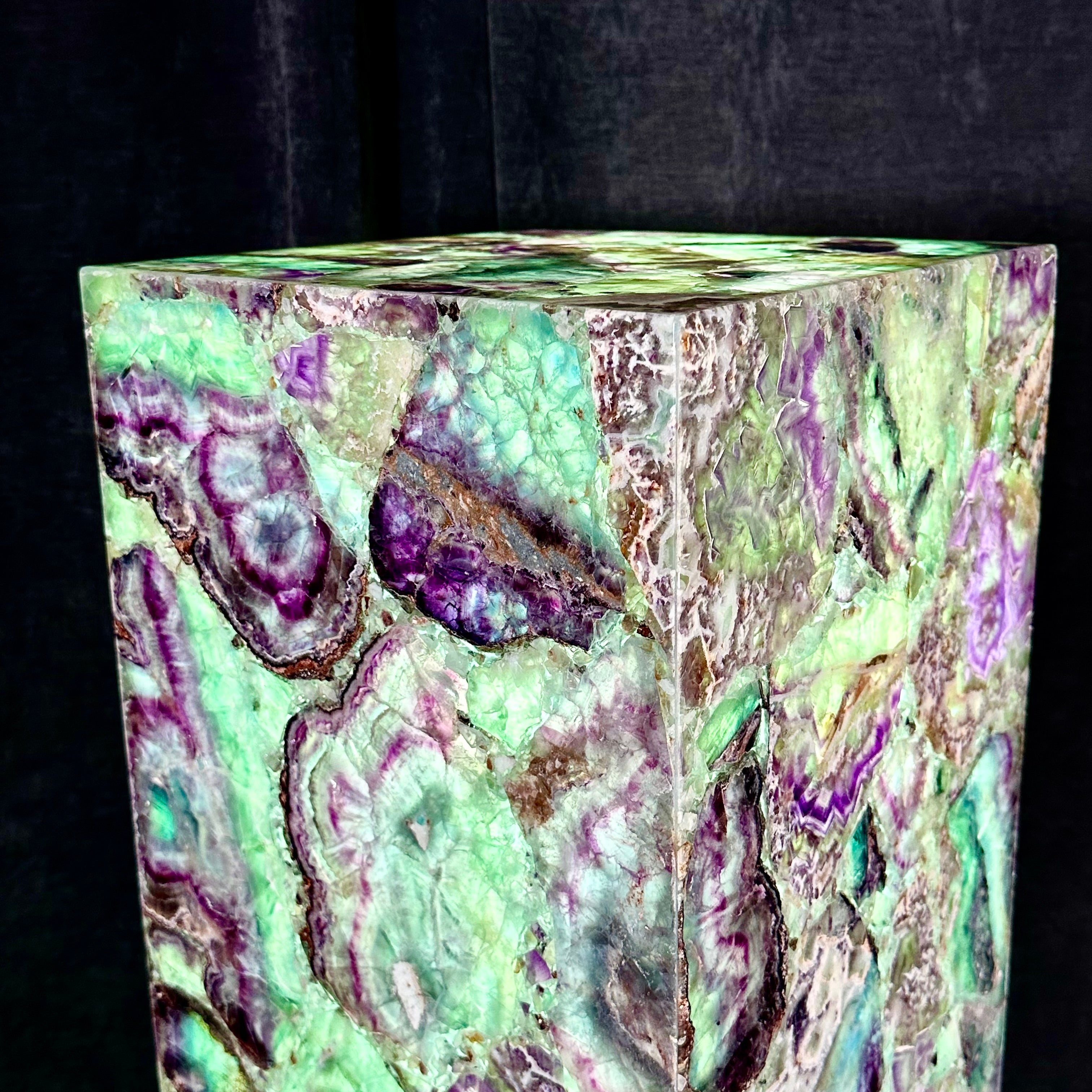 Colgate Fluorite Tower Lamp - 59” Inches Tall