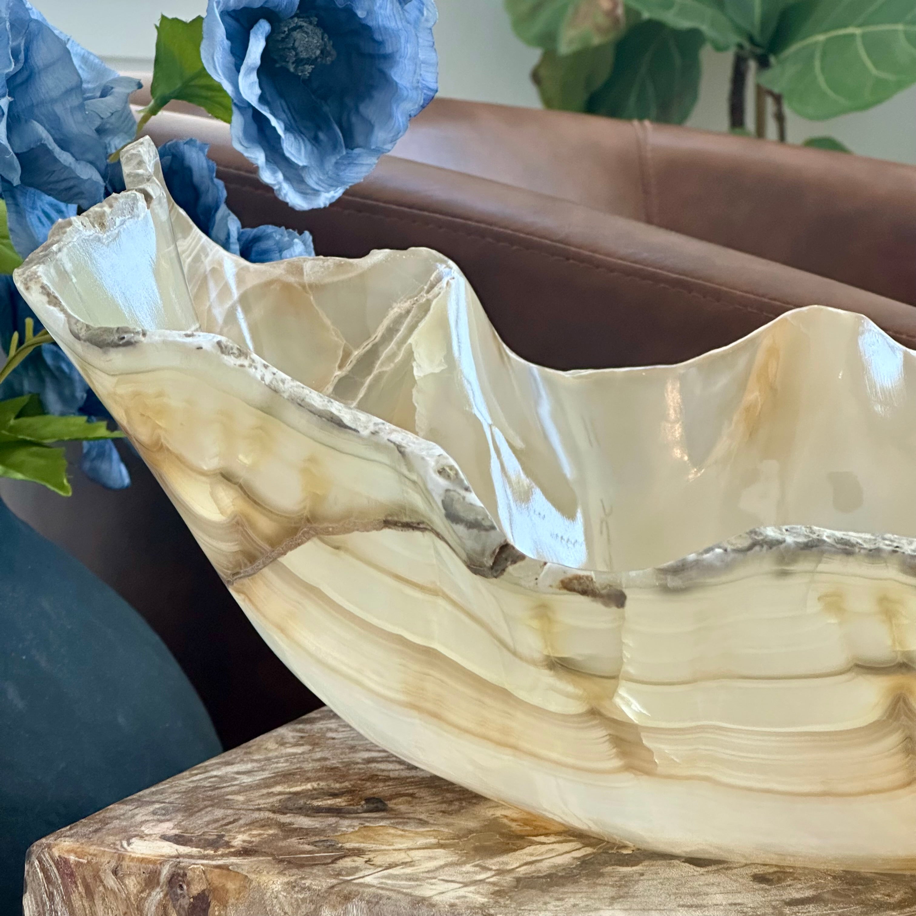 Wavy Edge Honey Onyx Bowl – 17” Hand-Carved Stone Centerpiece