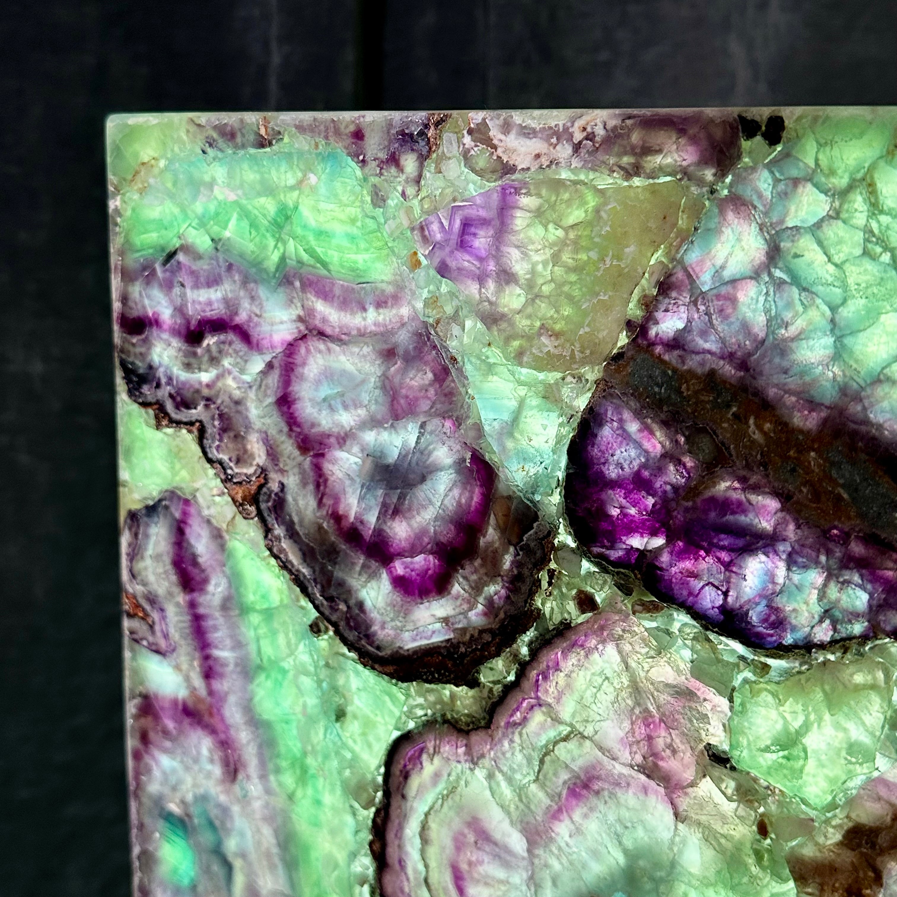 Colgate Fluorite Tower Lamp - 59” Inches Tall