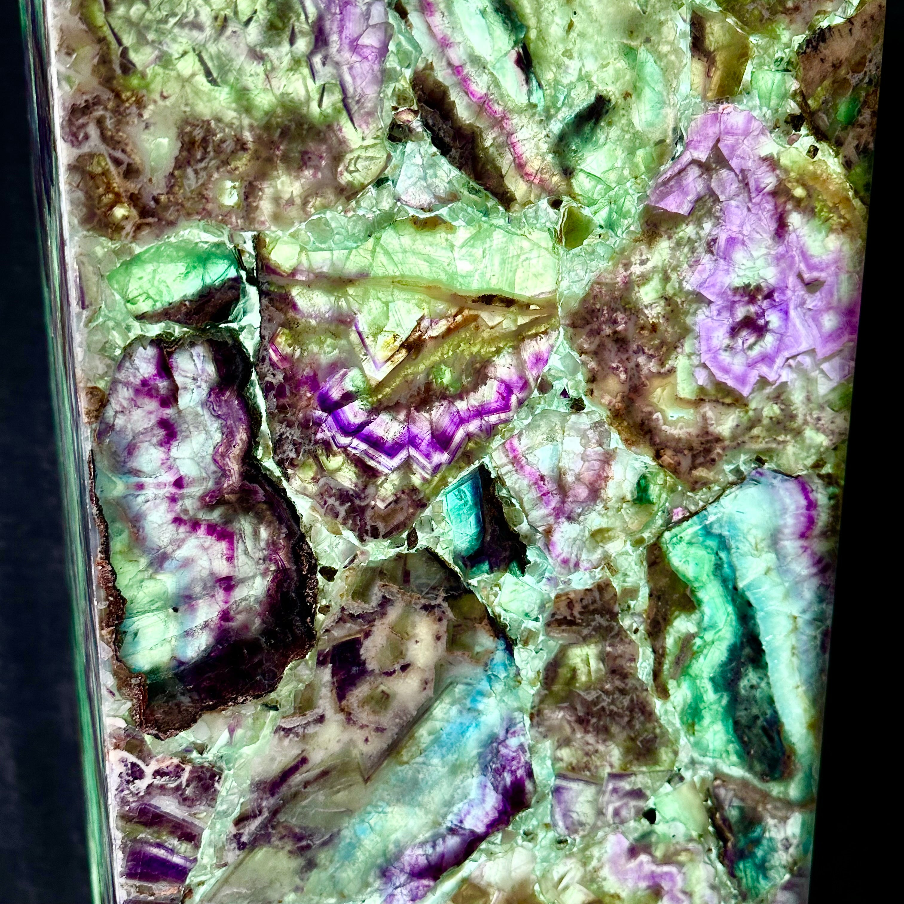 Colgate Fluorite Tower Lamp - 59” Inches Tall