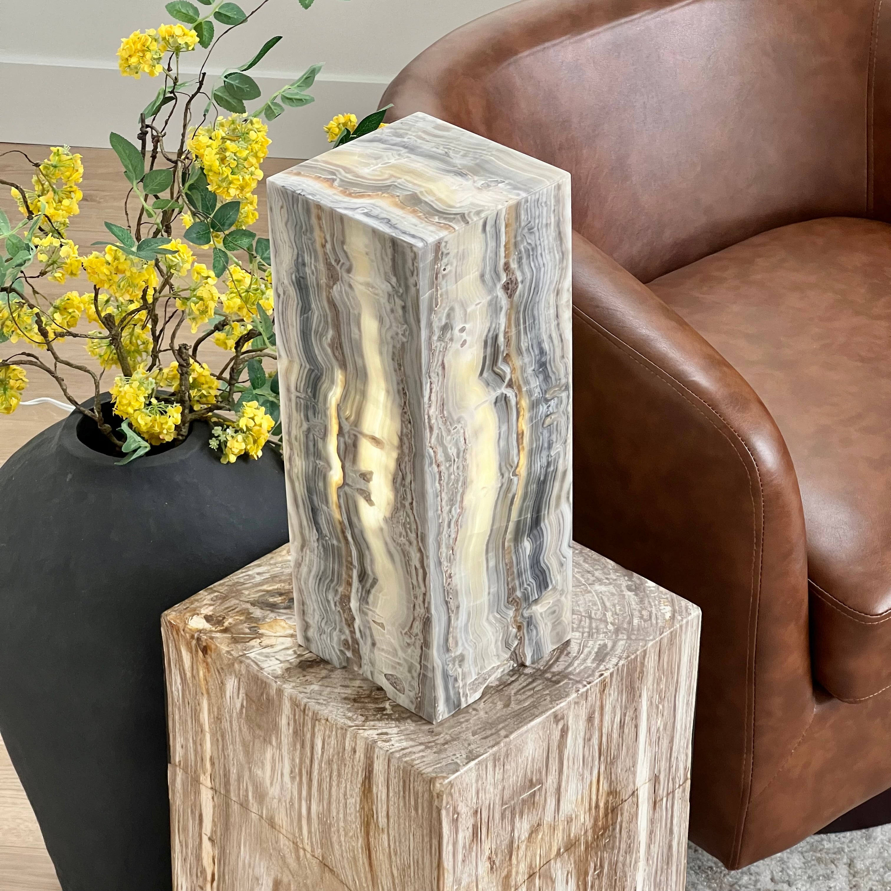 Grey & Cream Striped Onyx Lamp – Natural Stone Glow Accent Light