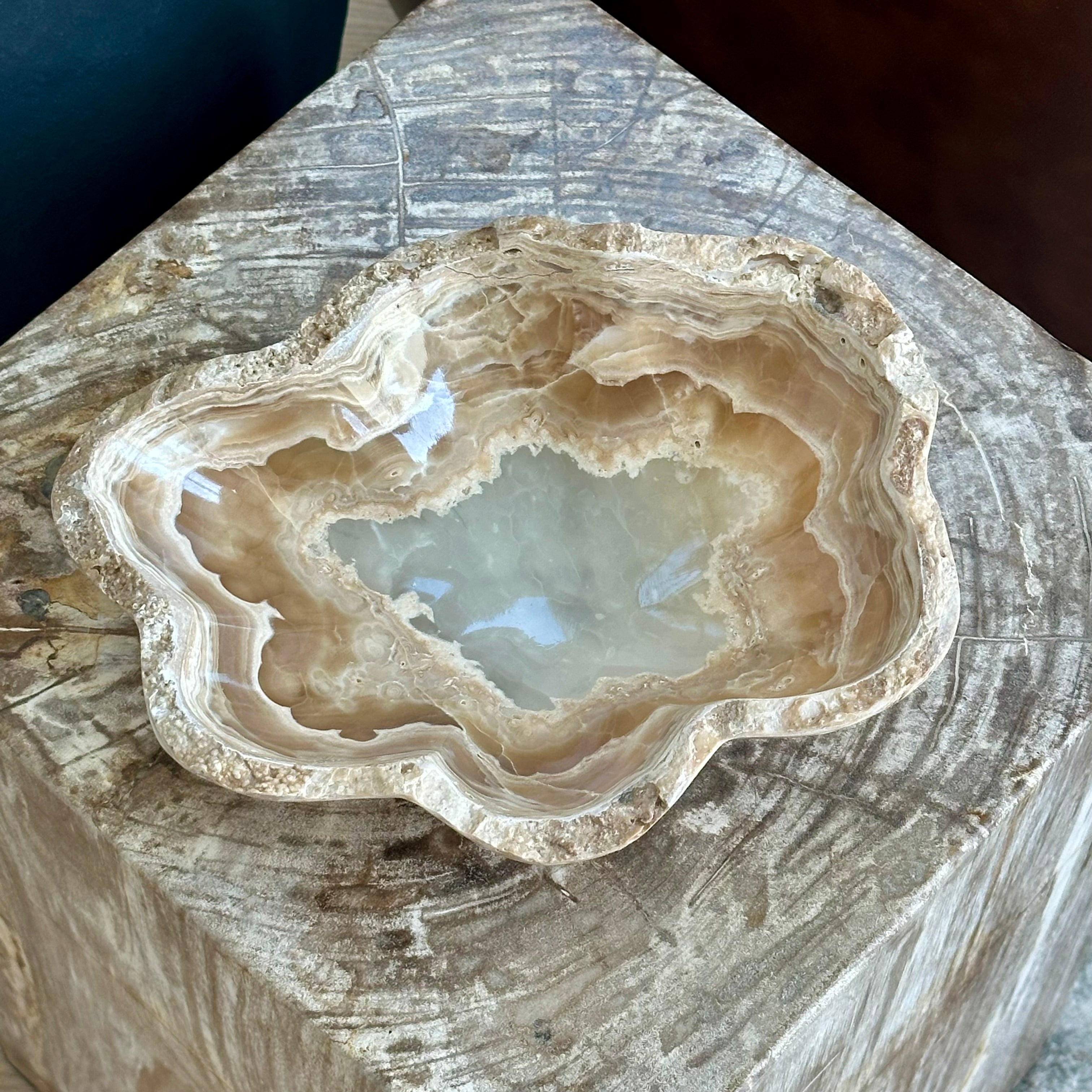 Handcrafted Beige Onyx Bowl