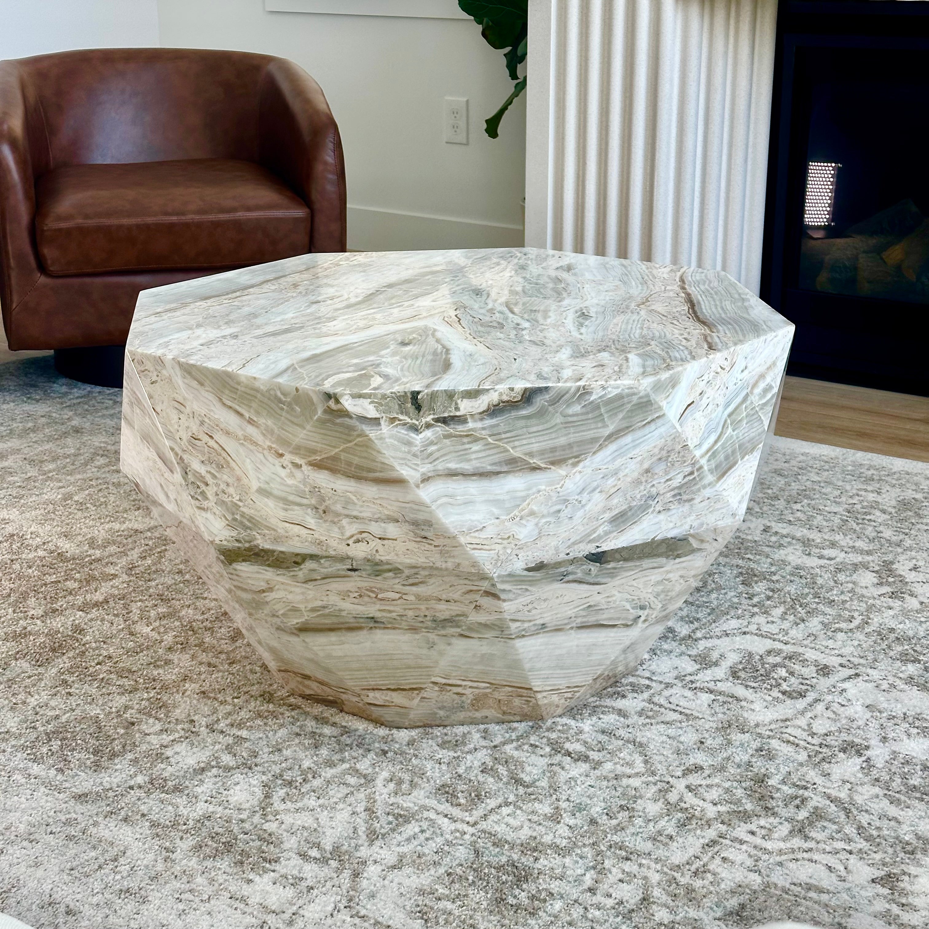 Diamond Onyx Table