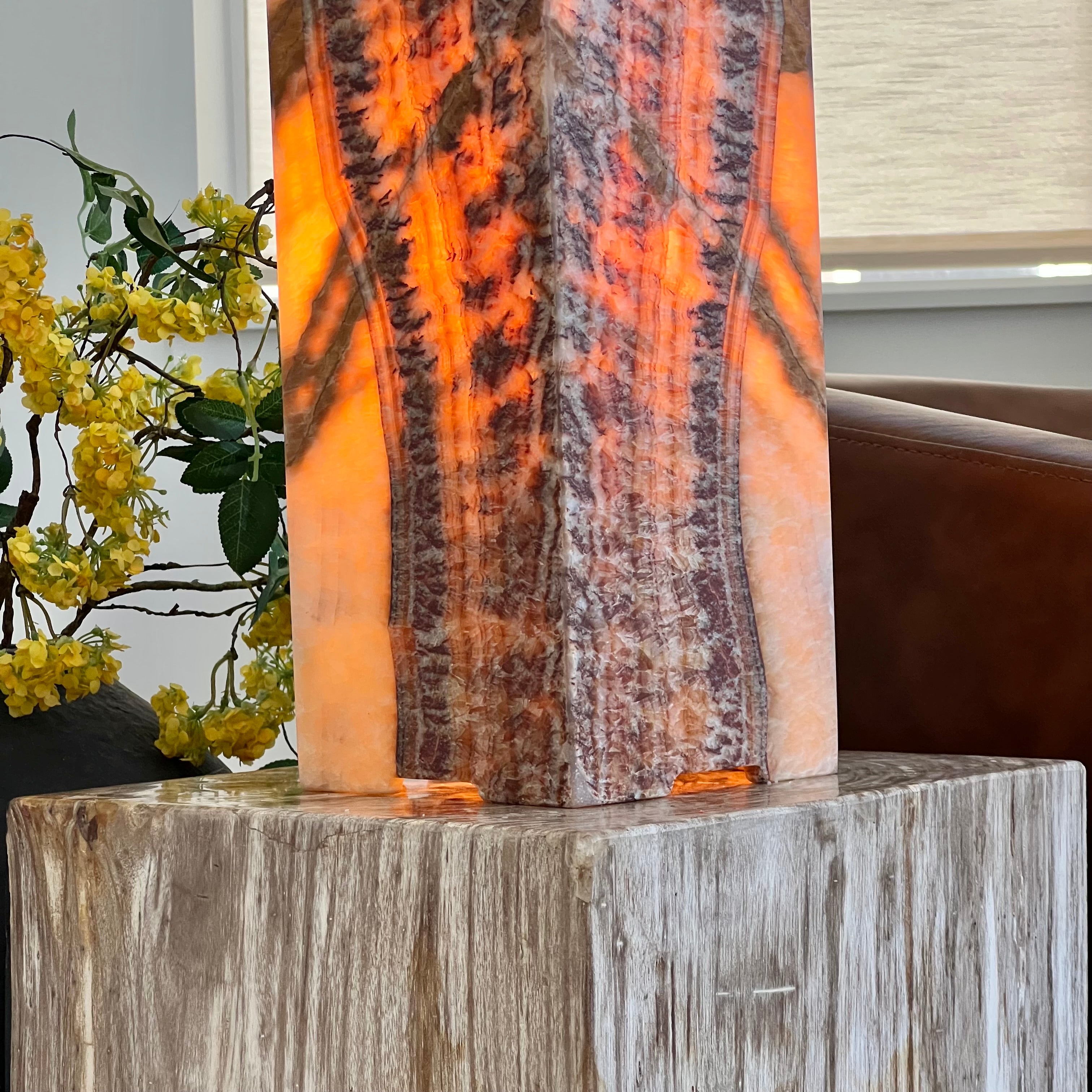 Handcrafted Red Onyx Table Lamp – Warm Earth Tones & Sculptural Glow