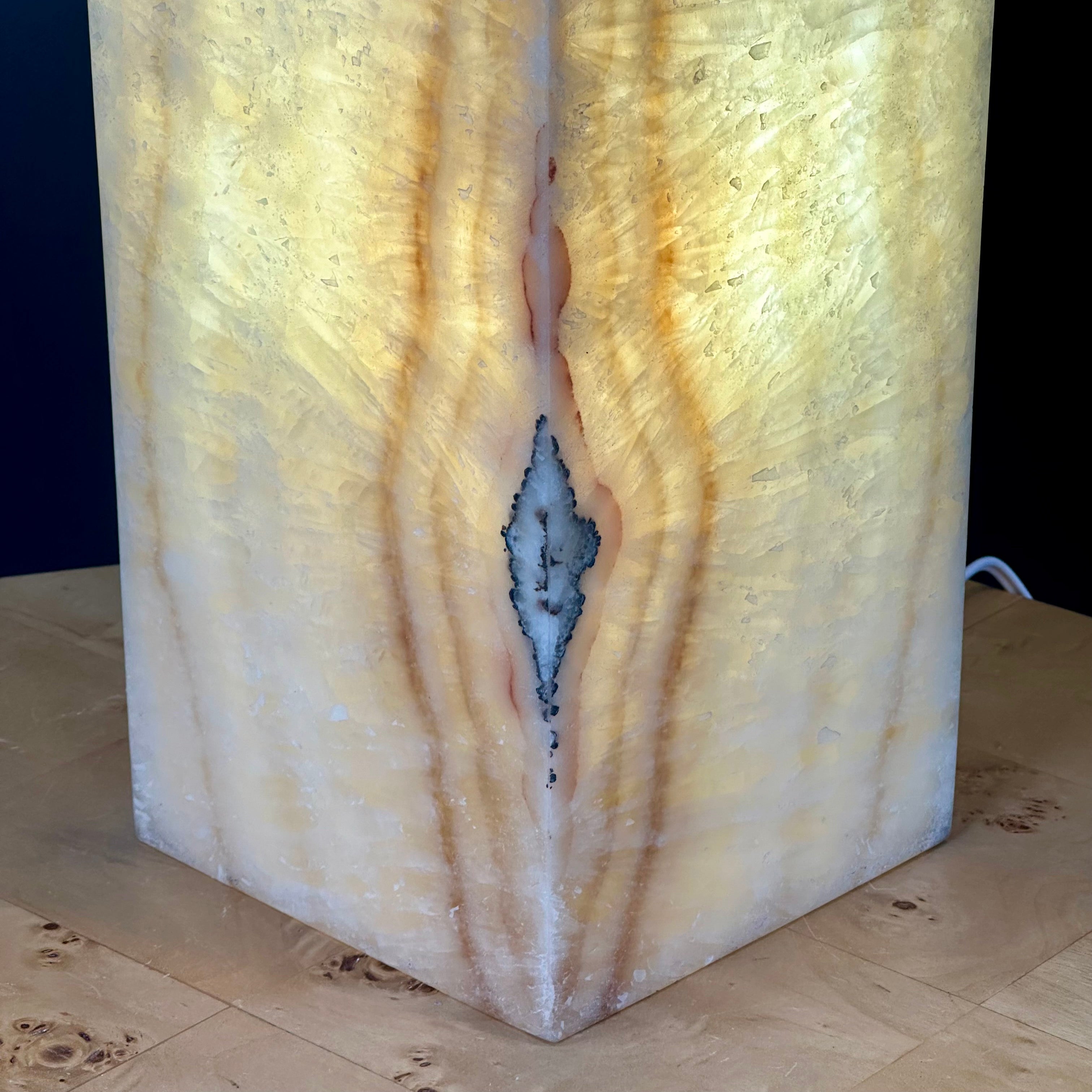 Banded Onyx Lamp - Handcrafted Natural Stone Lighting