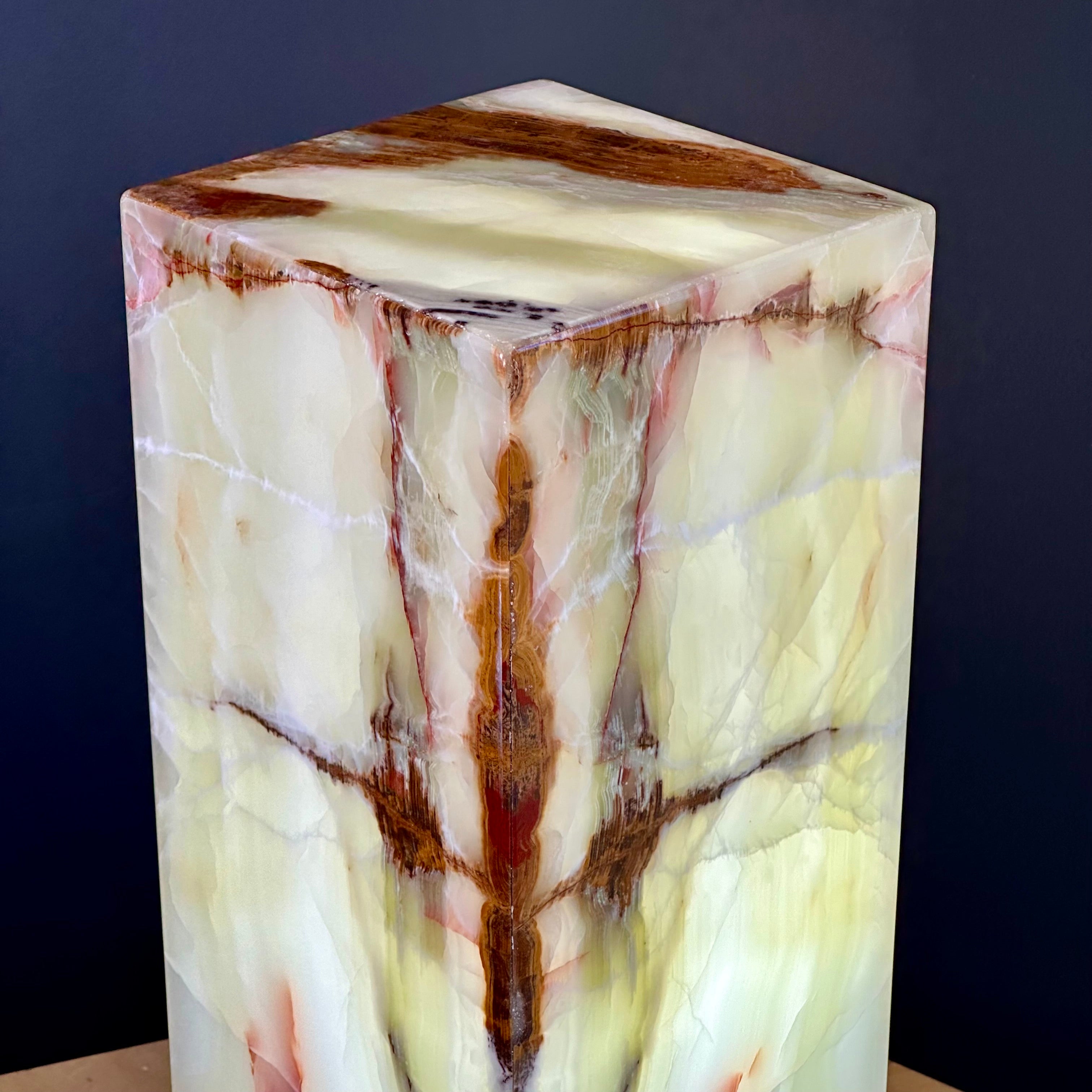 High Polish Green Onyx Lamp - Elegant Natural Stone Lighting for Home Decor