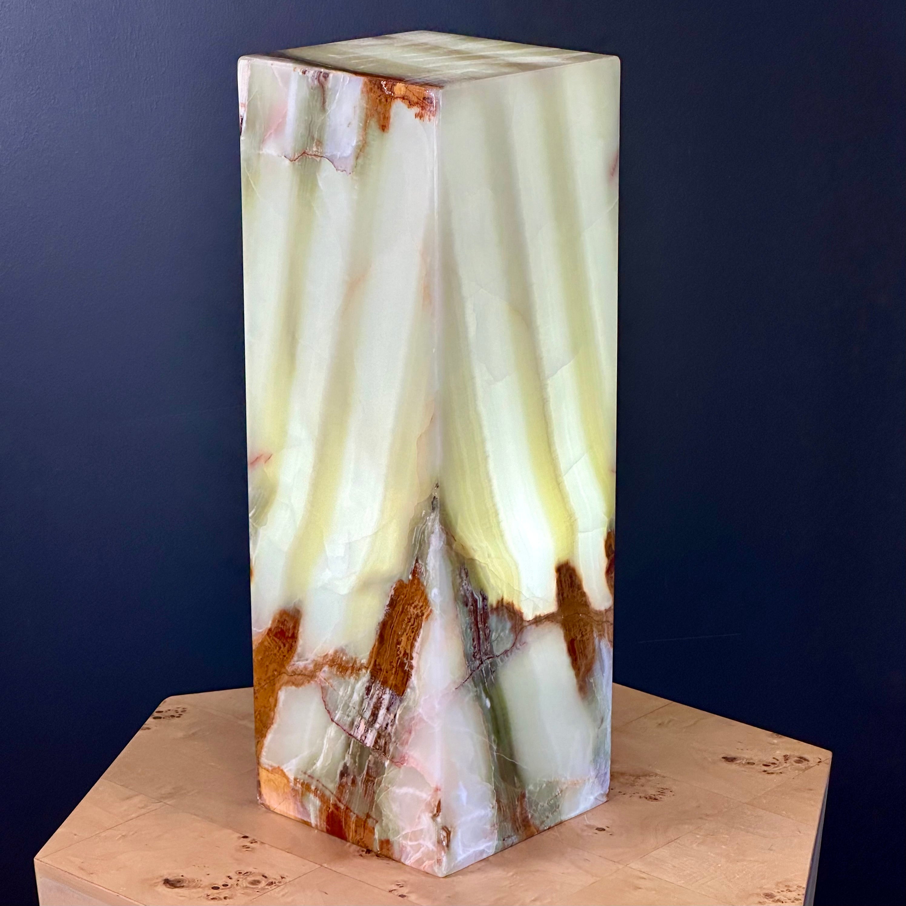 High Polish Green Onyx Lamp - Stylish Natural Stone Lighting for Home and Office