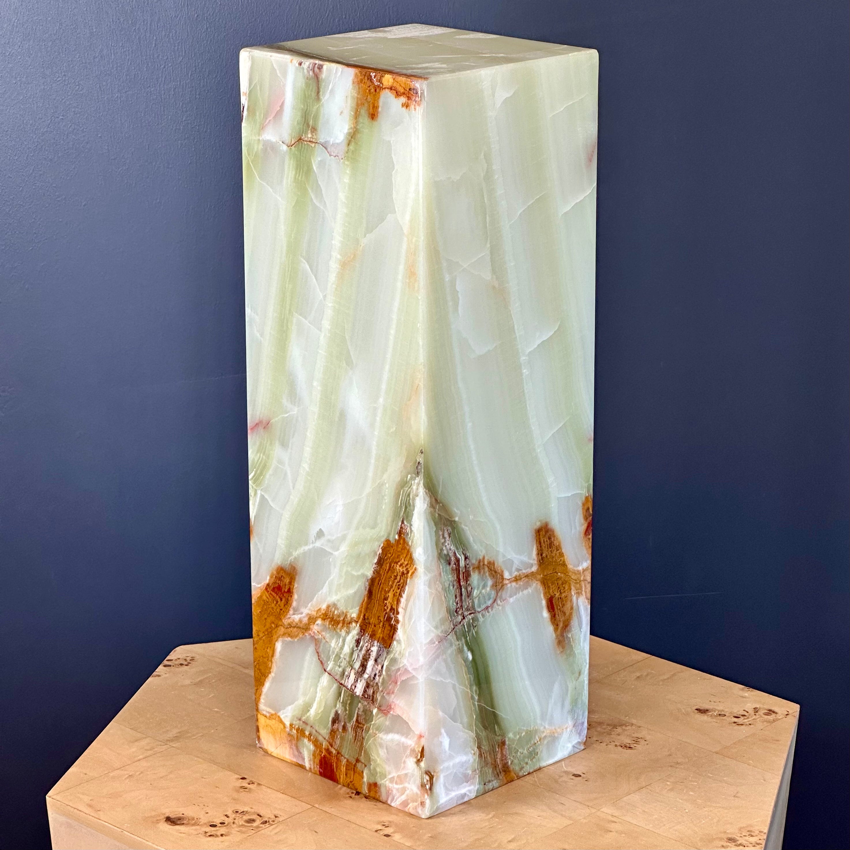 High Polish Green Onyx Lamp - Stylish Natural Stone Lighting for Home and Office