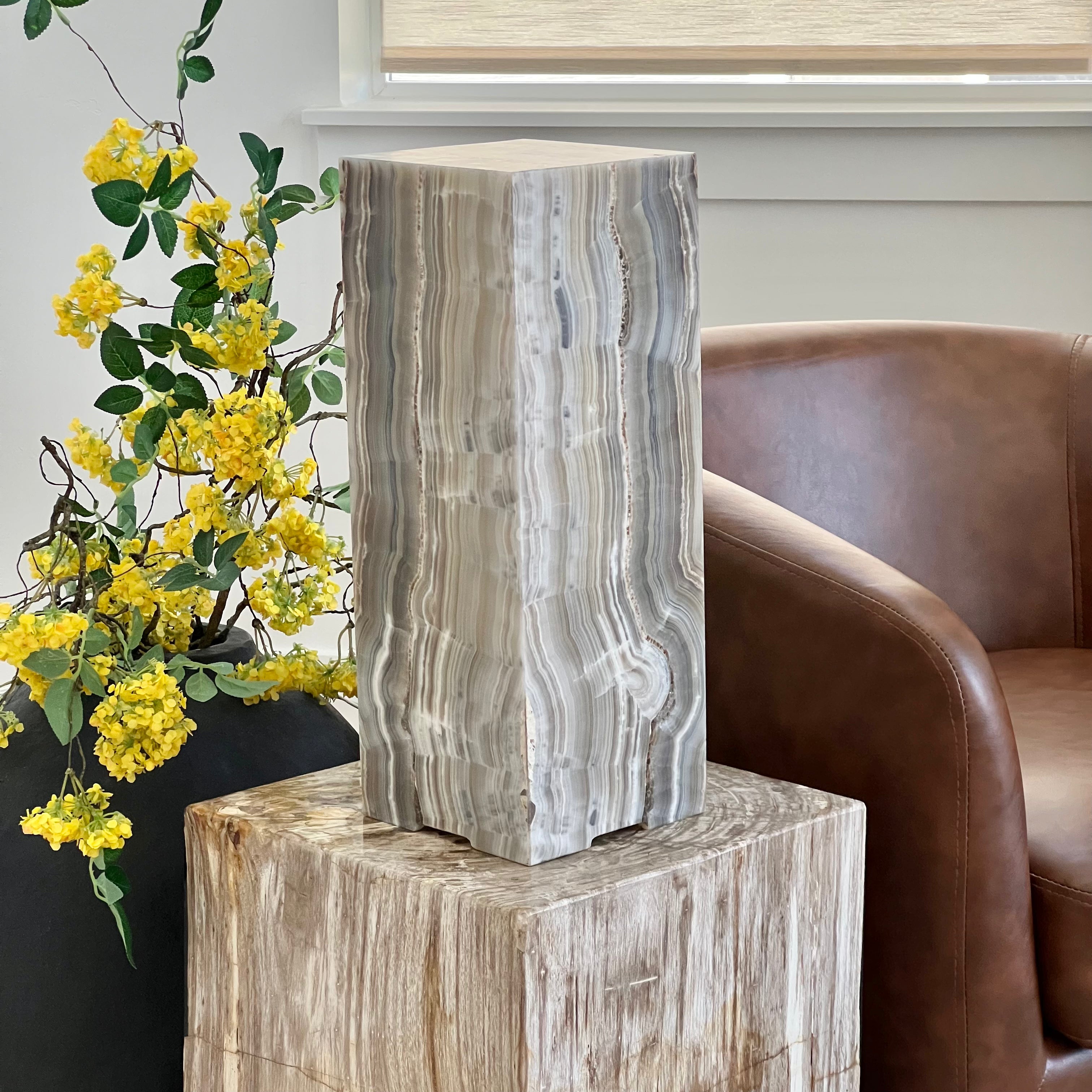 Natural Onyx Stone Table Lamp – Hand-Carved, Backlit Accent Light