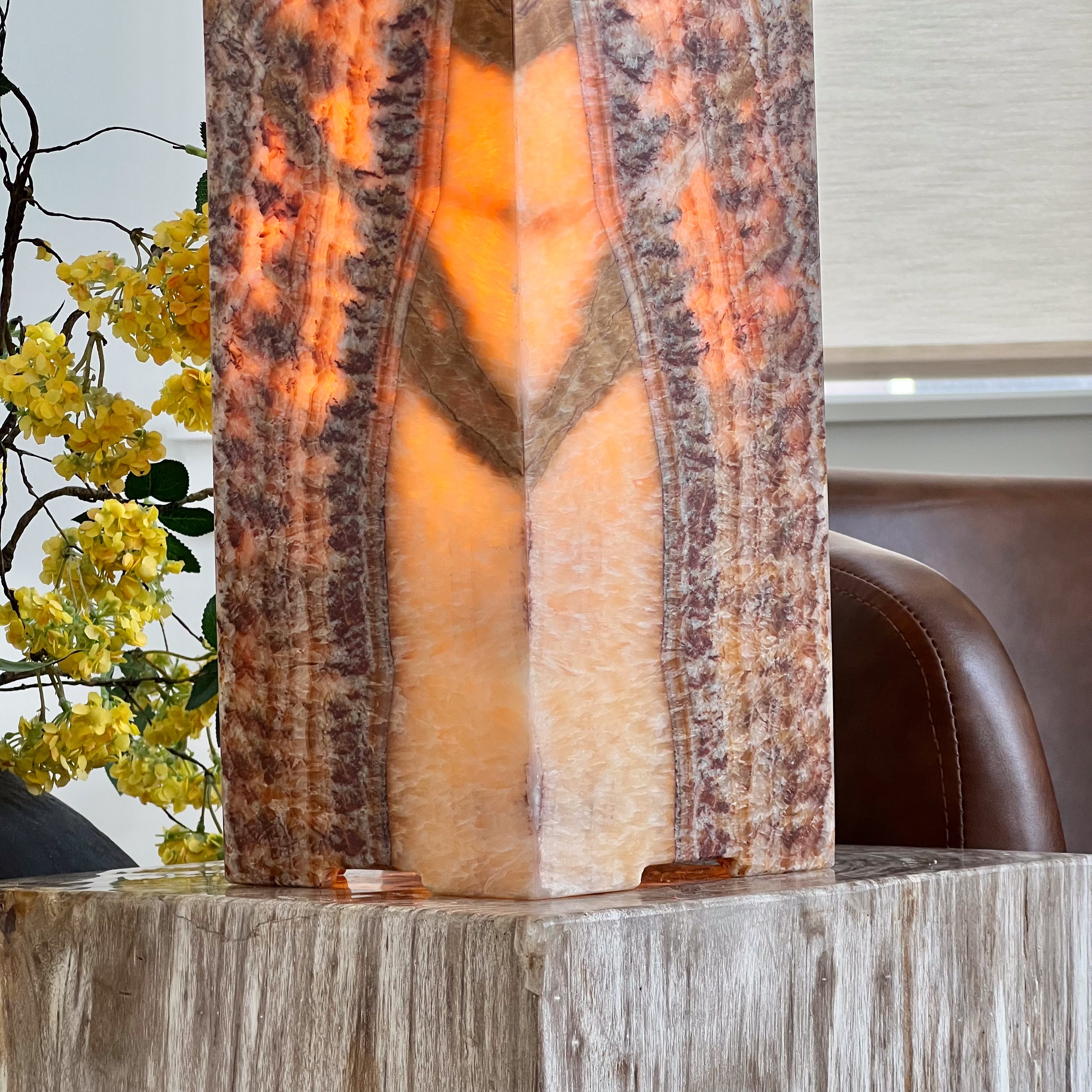 Handcrafted Red Onyx Table Lamp – Warm Earth Tones & Sculptural Glow