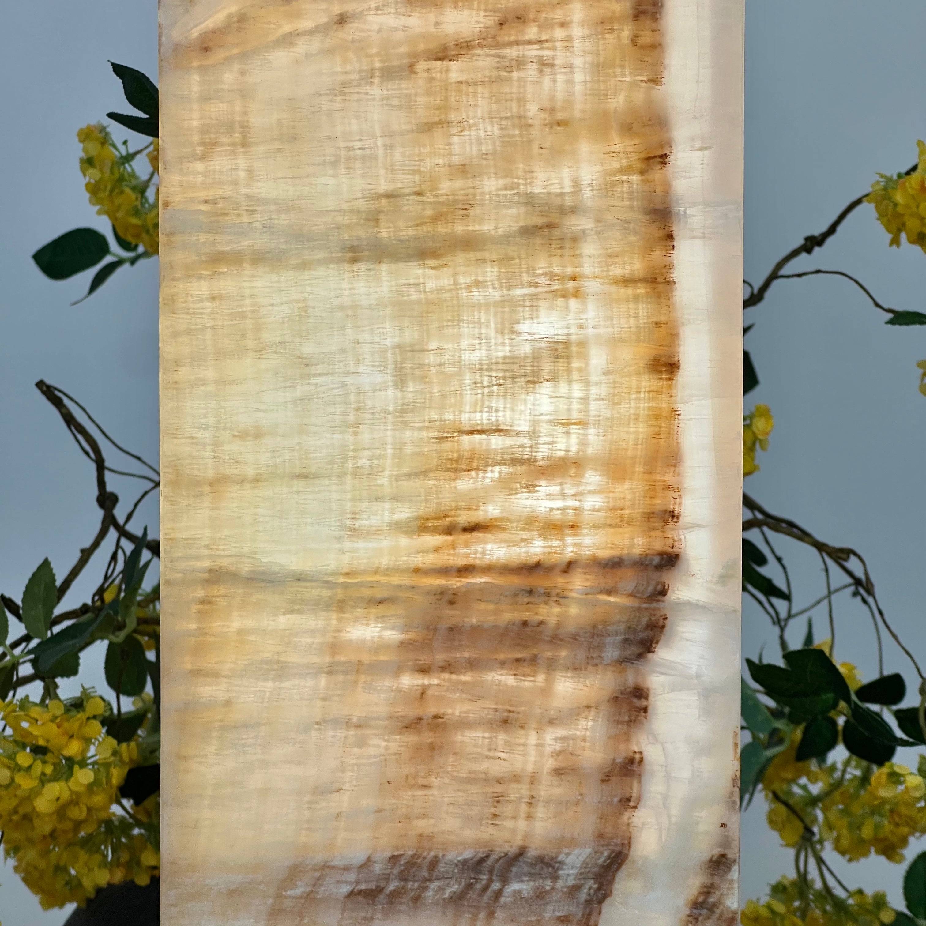 Handcrafted Honey Onyx Stone Lamp