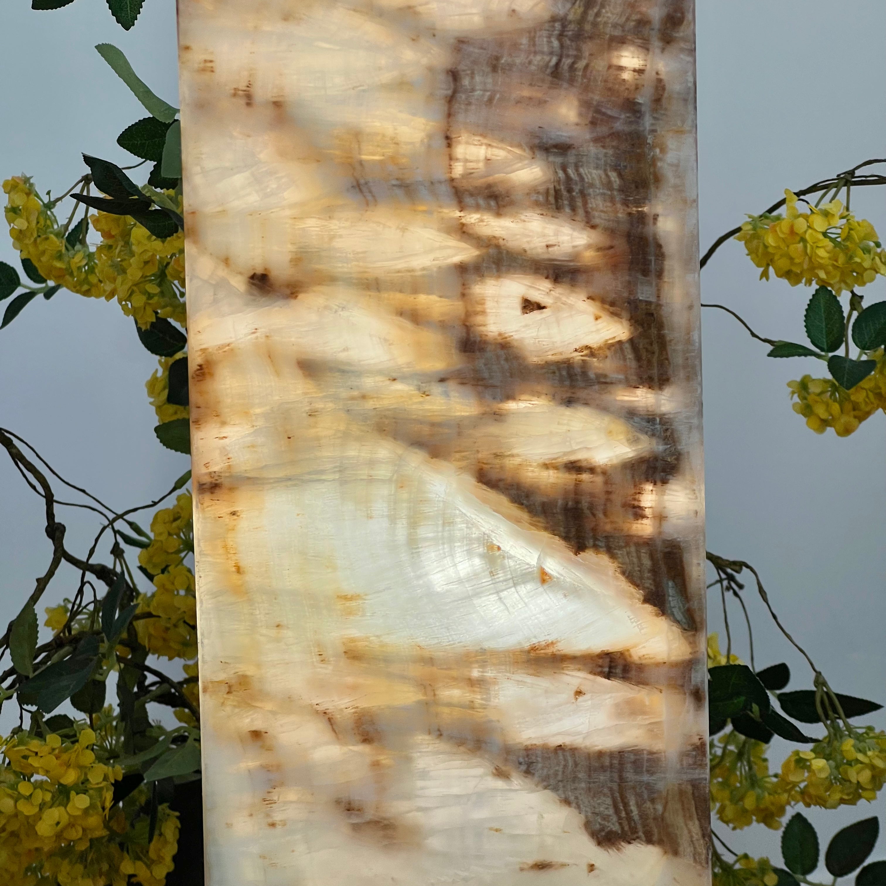 Handcrafted Honey Onyx Stone Lamp