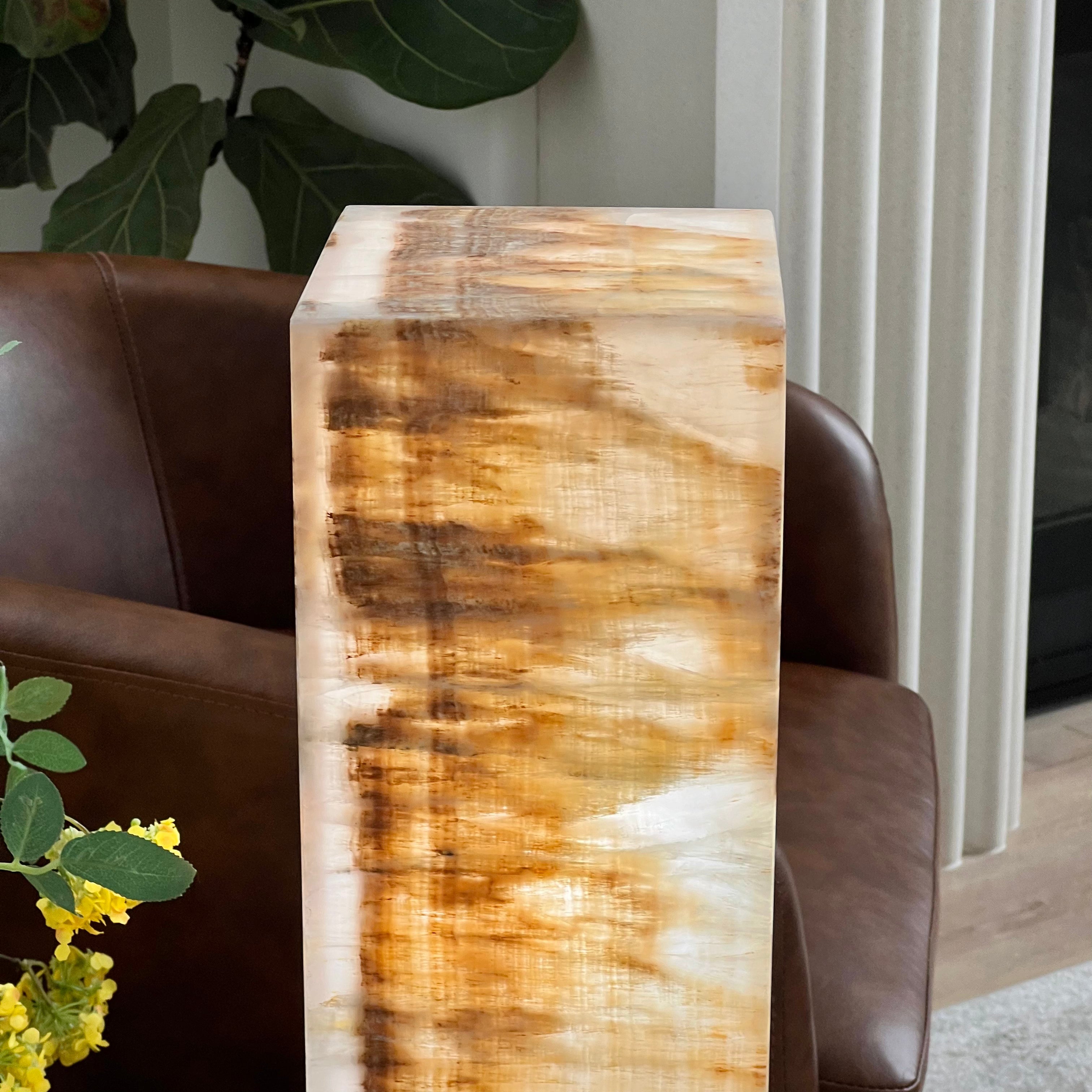 Handcrafted Honey Onyx Stone Lamp