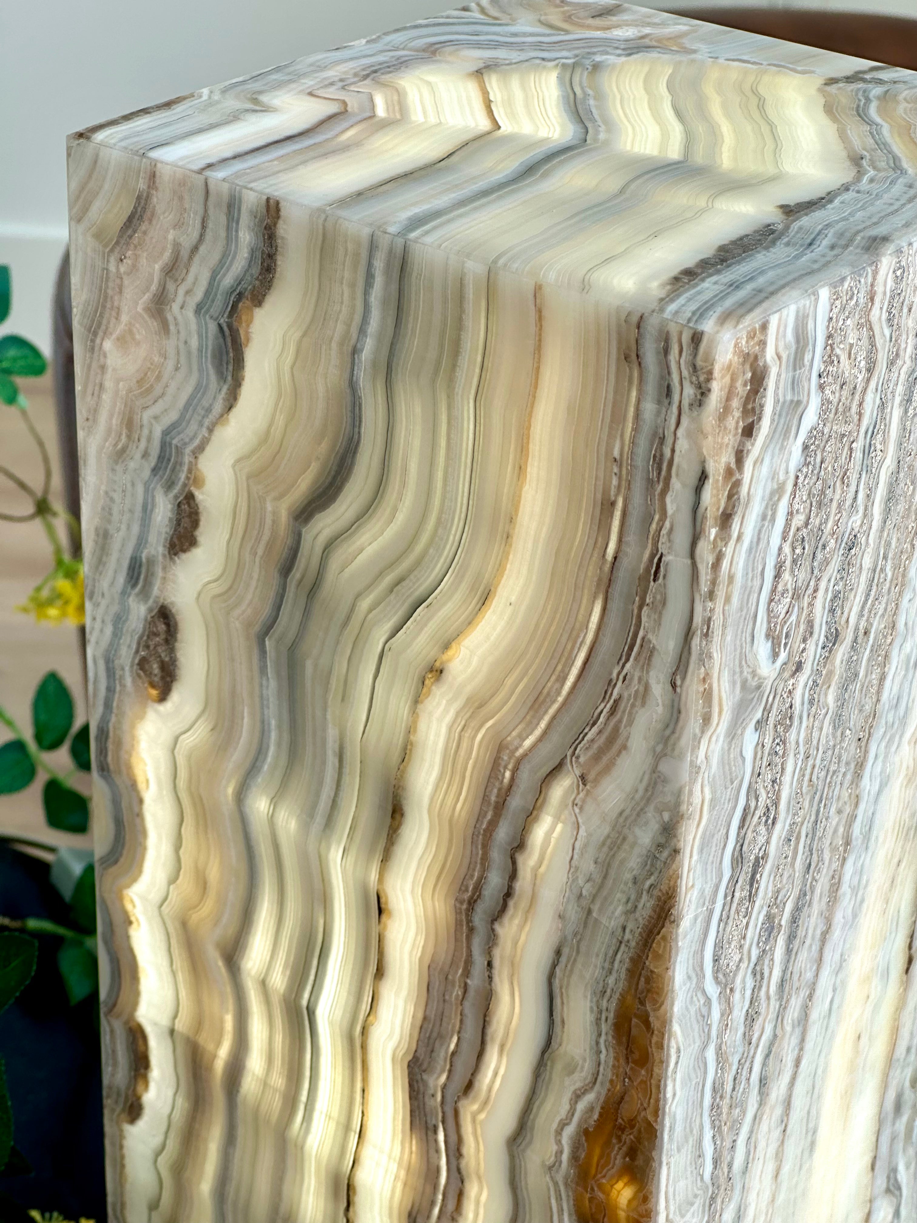 Gray Agate Banded Onyx Lamp - Handcrafted