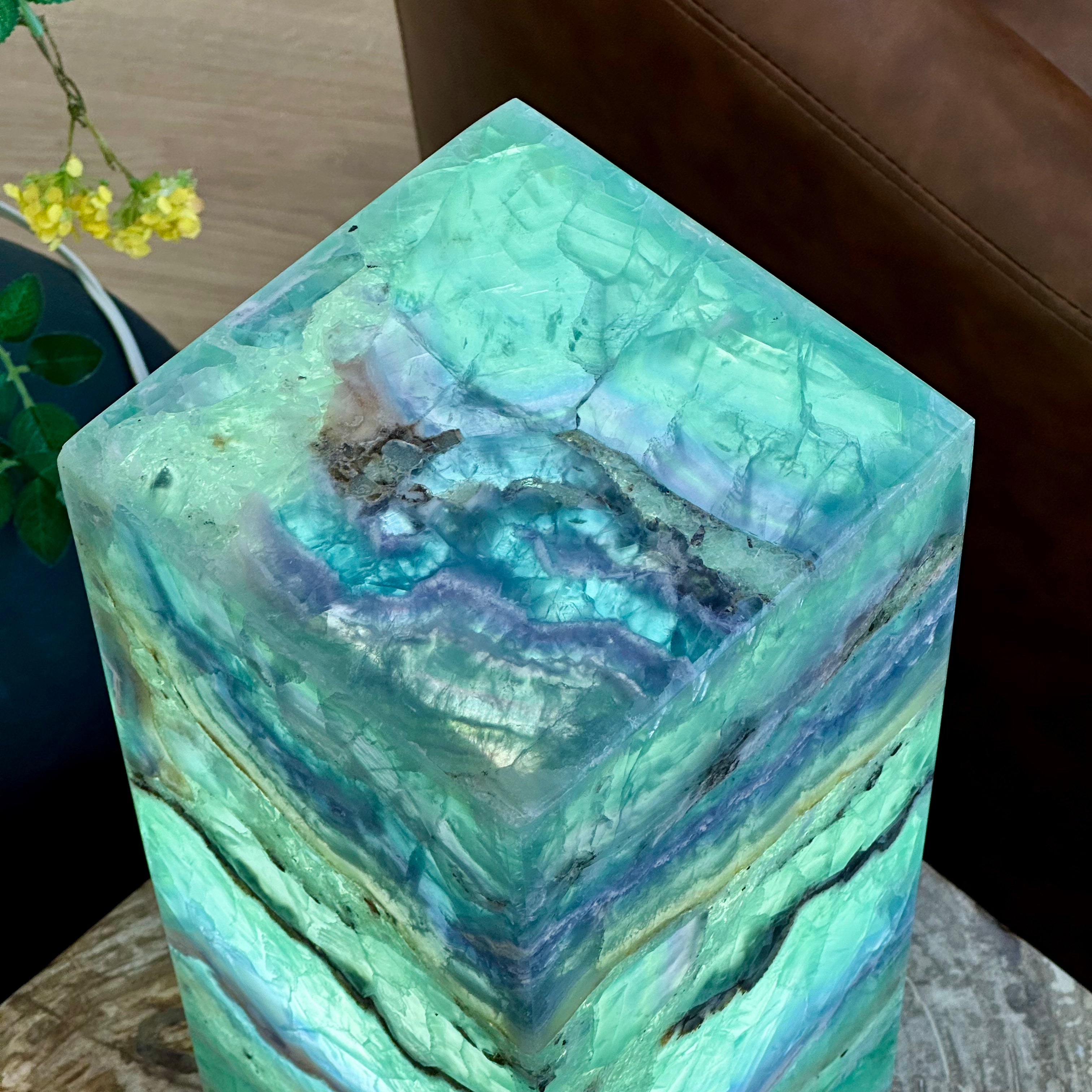 Sea Foam Fluorite Onyx Lamp – 16" Hand-Carved Natural Stone Sculpture