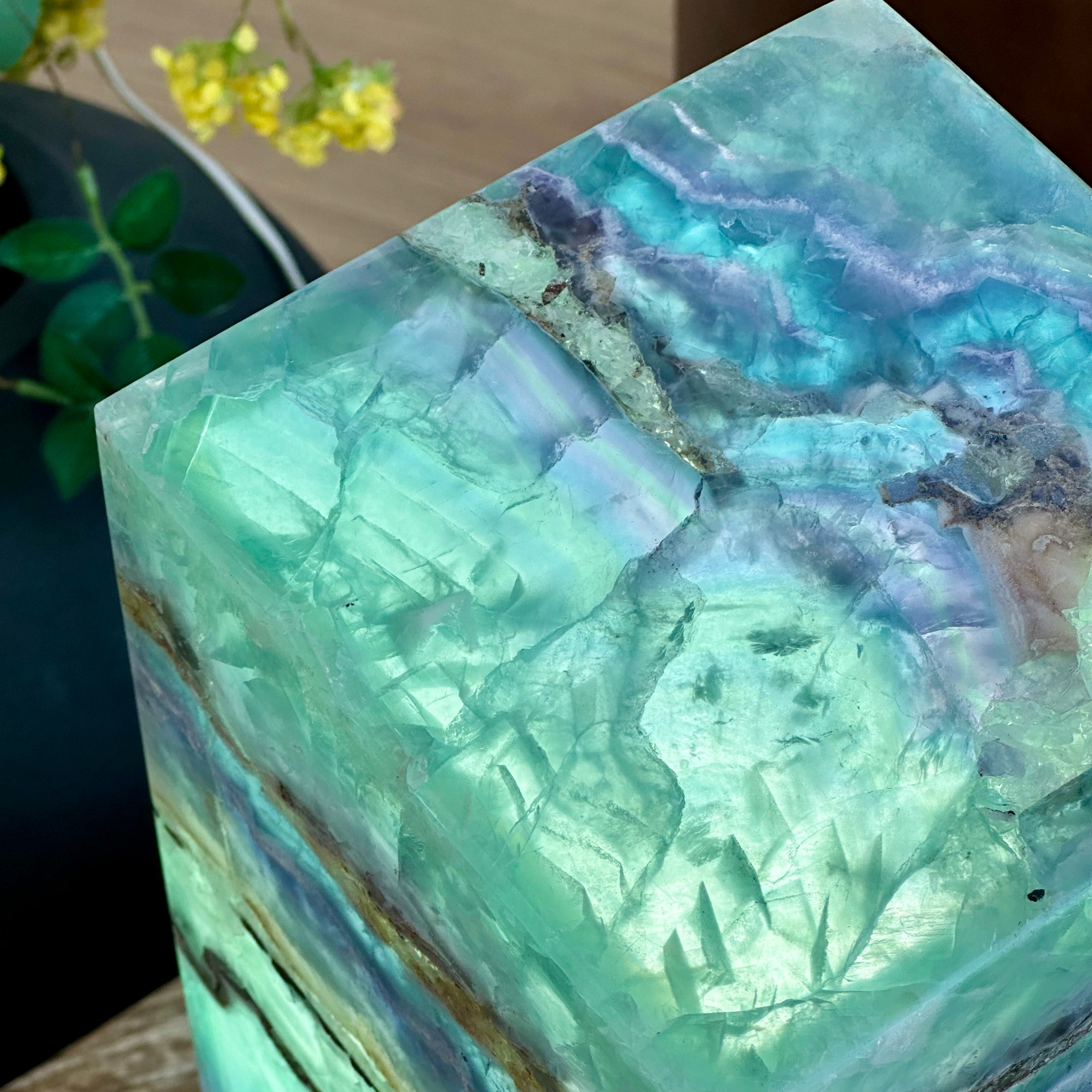 Sea Foam Fluorite Onyx Lamp – 16" Hand-Carved Natural Stone Sculpture