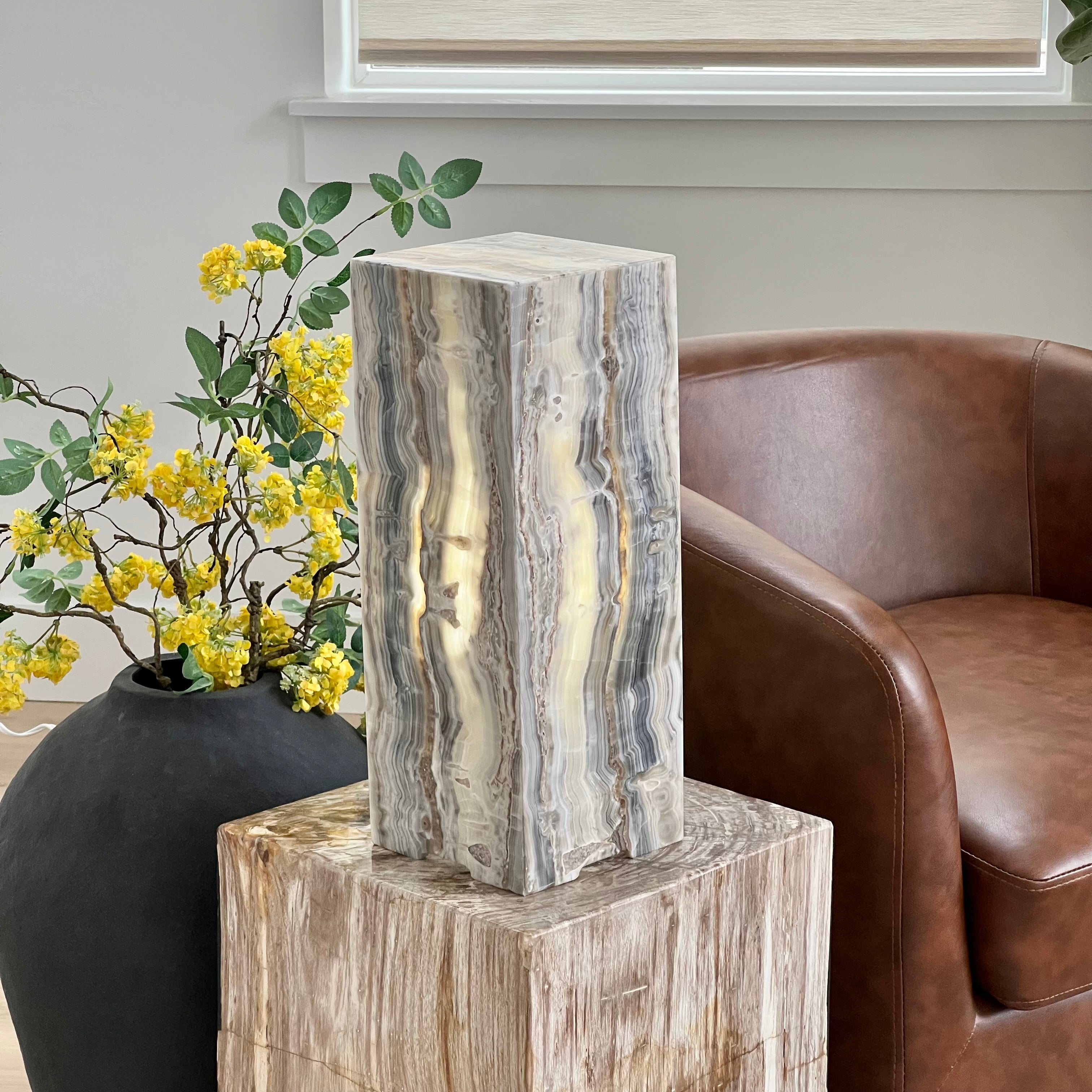Grey & Cream Striped Onyx Lamp – Natural Stone Glow Accent Light