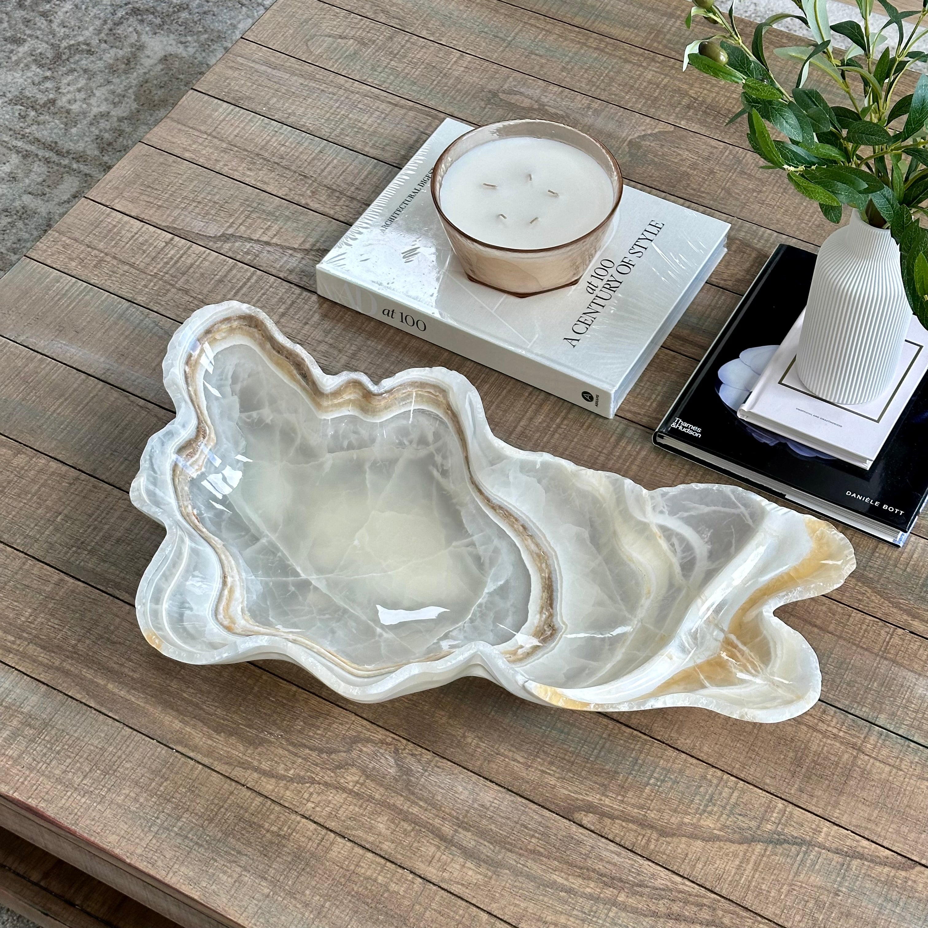 Large Nacar Onyx Bowl – Handcrafted by Master Artisans