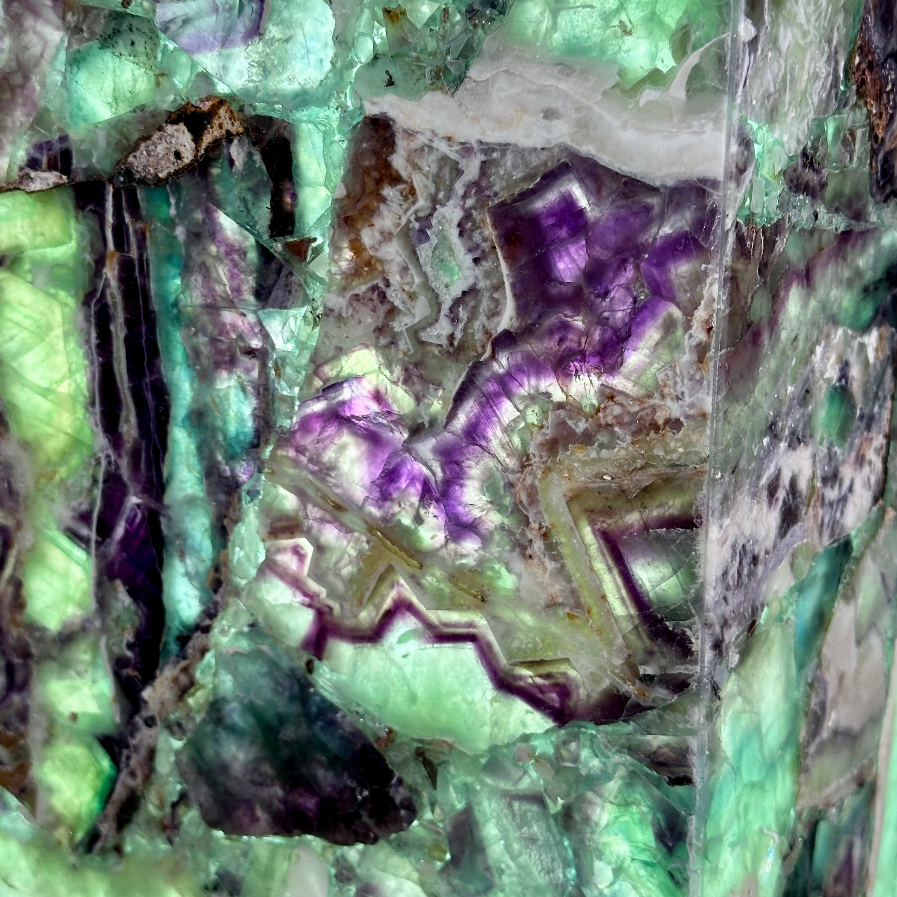 Colgate Fluorite Tower Lamp