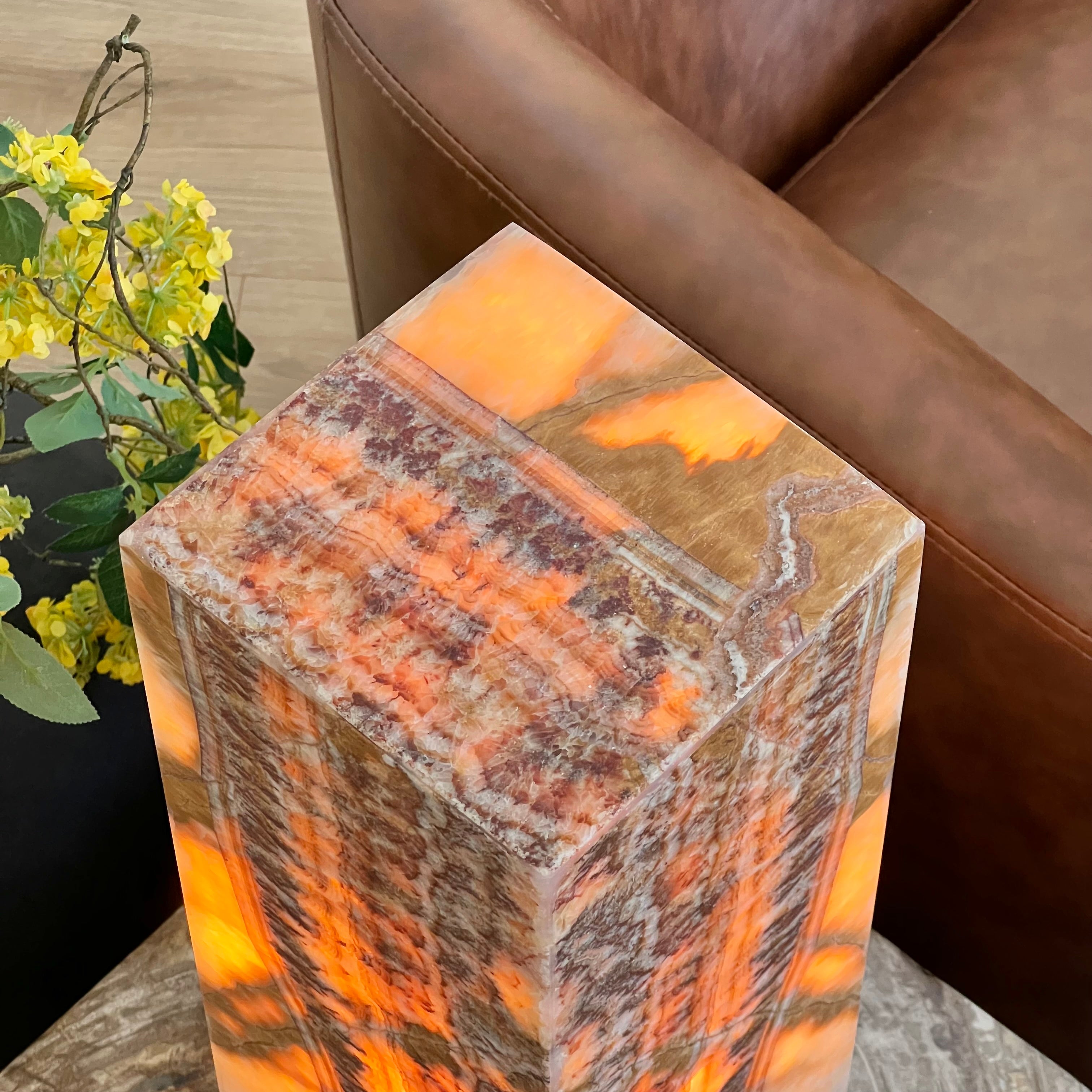 Handcrafted Red Onyx Table Lamp – Warm Earth Tones & Sculptural Glow