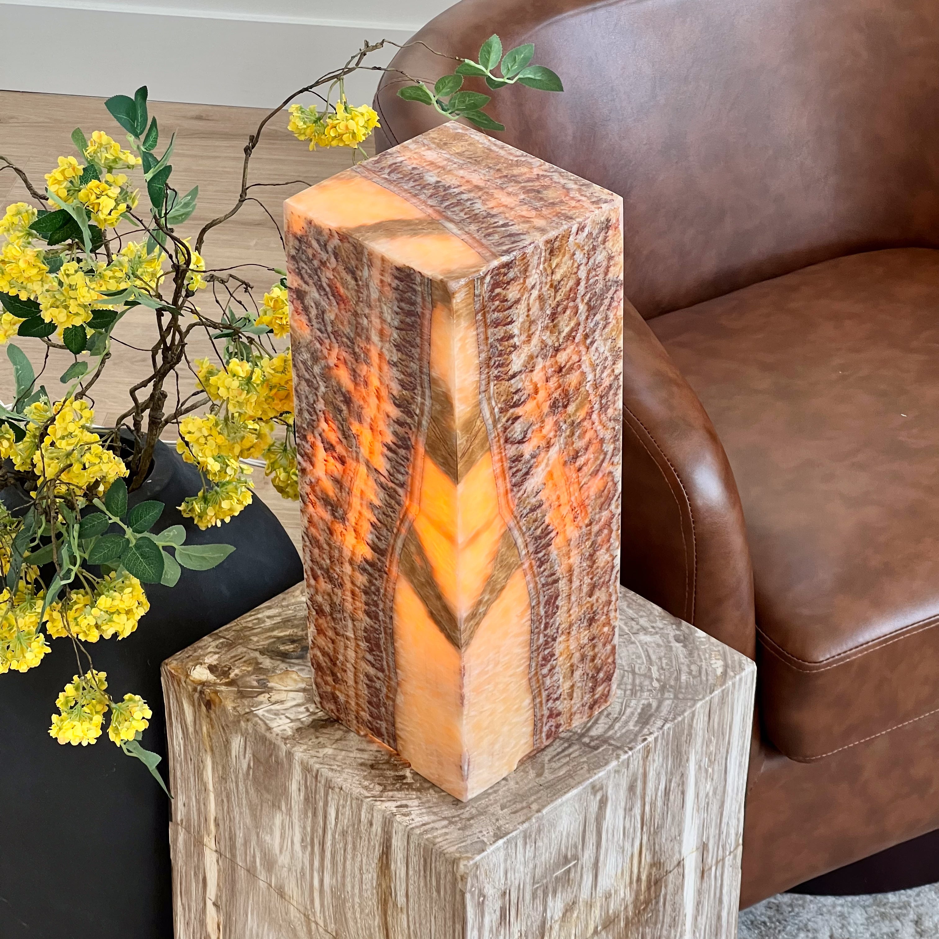 Handcrafted Red Onyx Table Lamp – Warm Earth Tones & Sculptural Glow