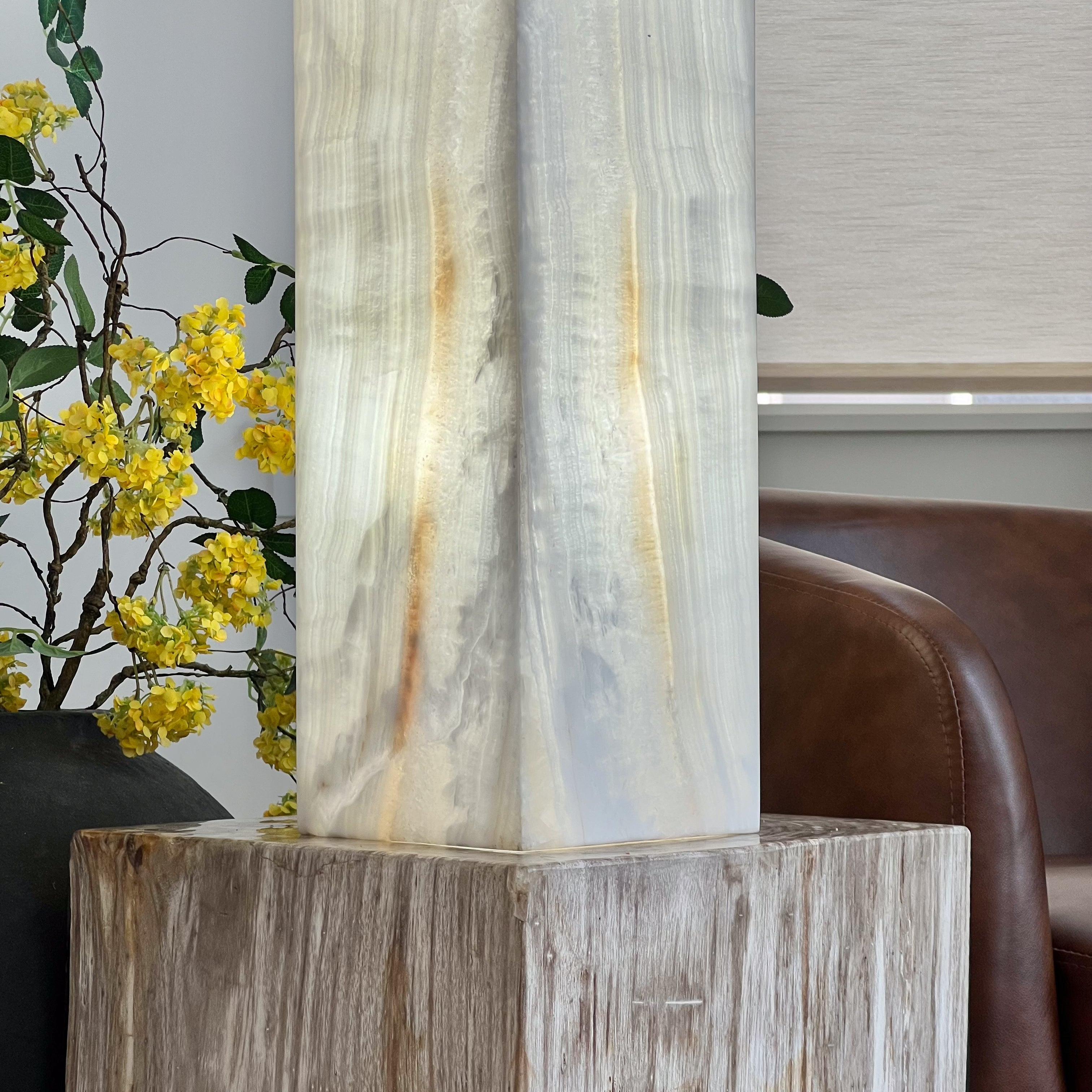 White and Honey Vein Hand-Carved Mexican Onyx Tower Lamp