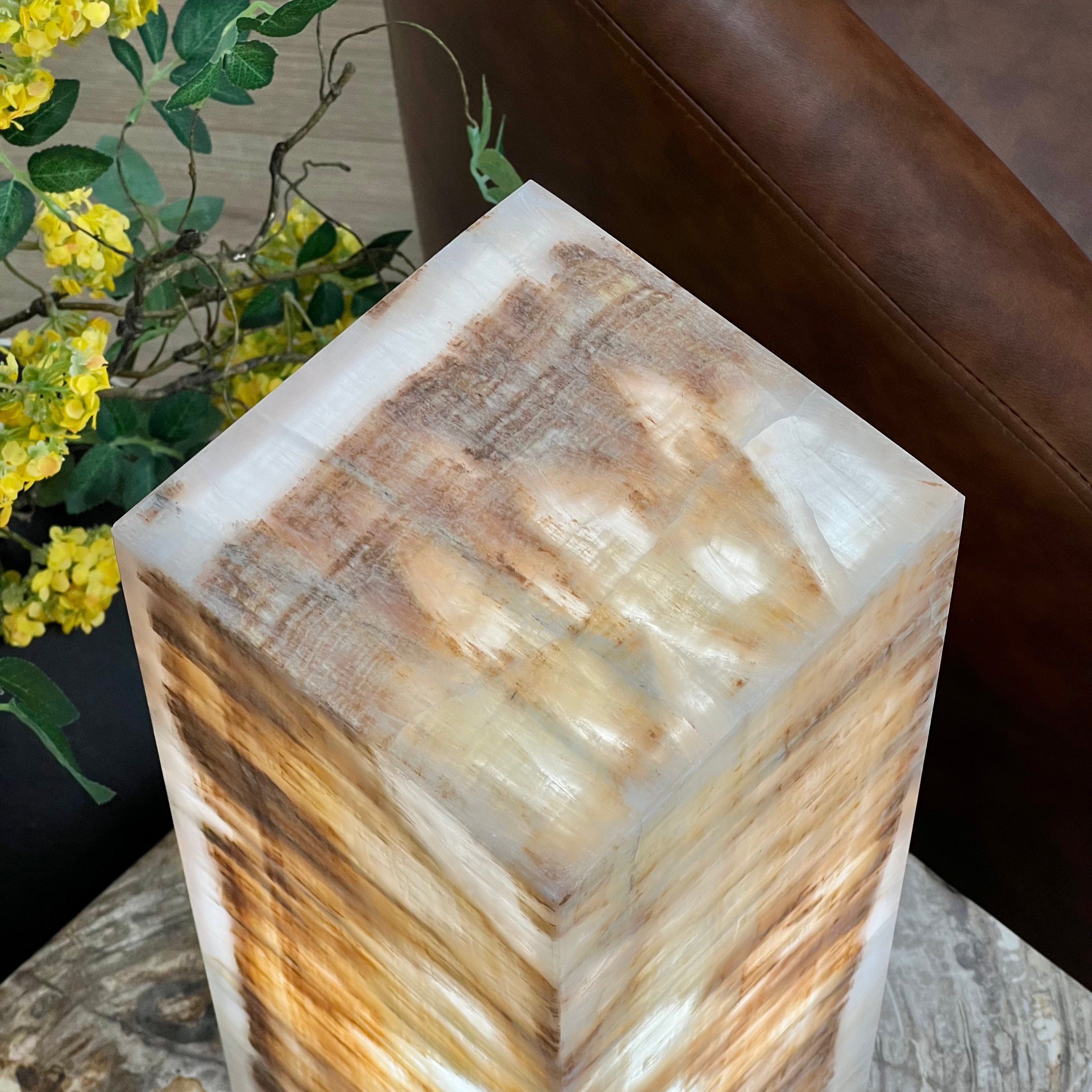 Handcrafted Honey Onyx Stone Lamp