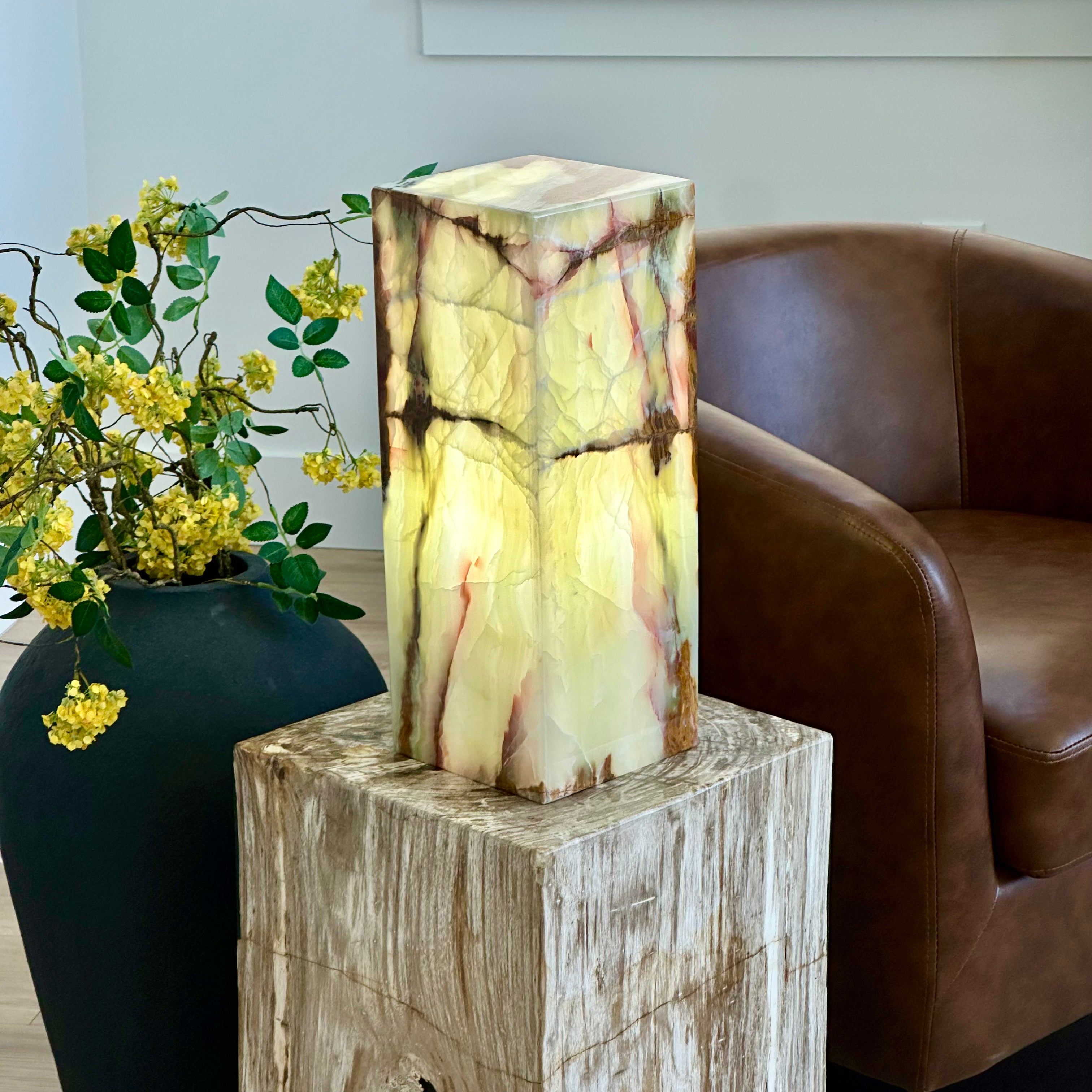 High Polish Green Onyx Lamp - Elegant Natural Stone Lighting for Home Decor