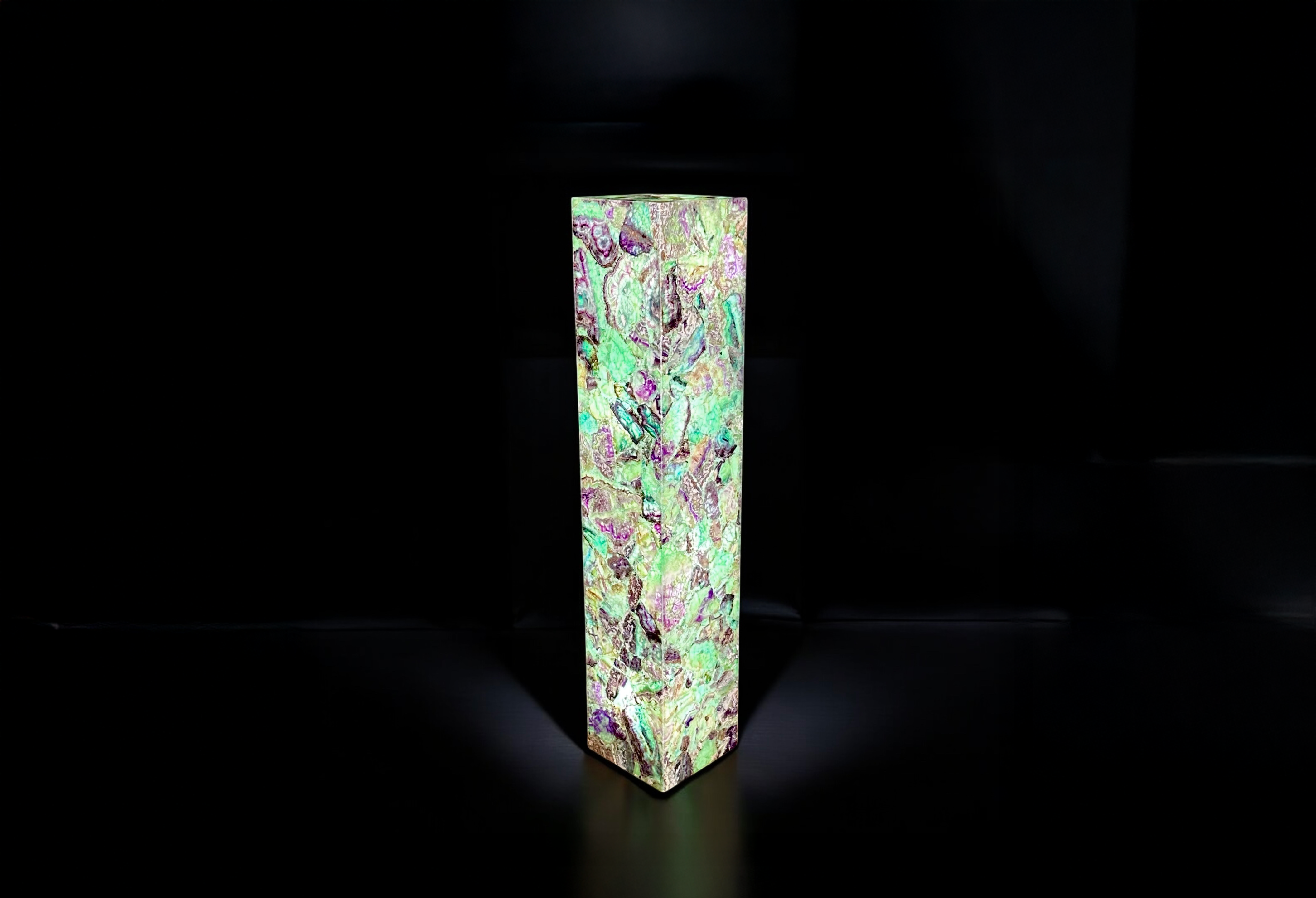 Colgate Fluorite Tower Lamp - 59” Inches Tall