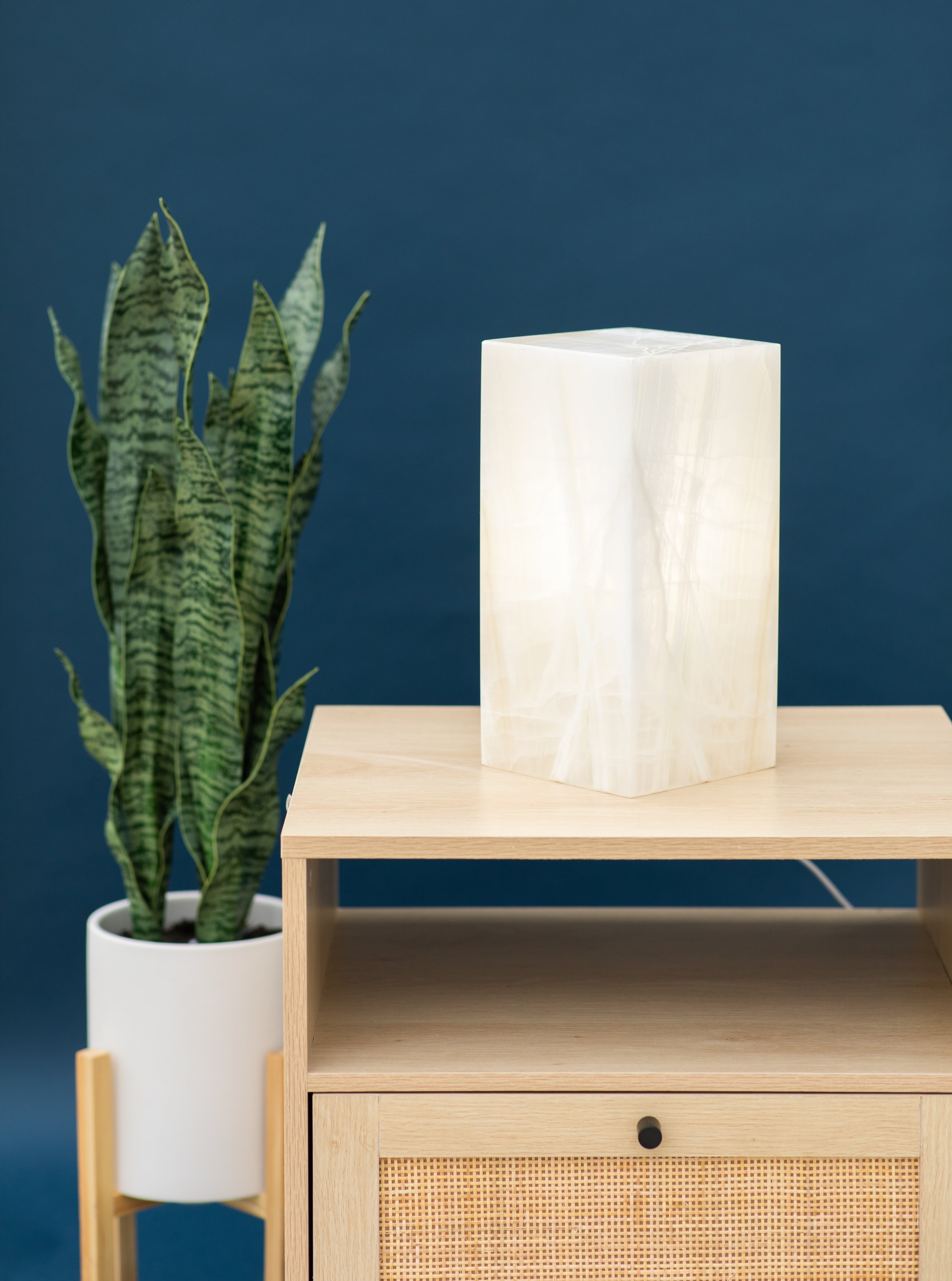 Textured White - Onyx Table Lamp