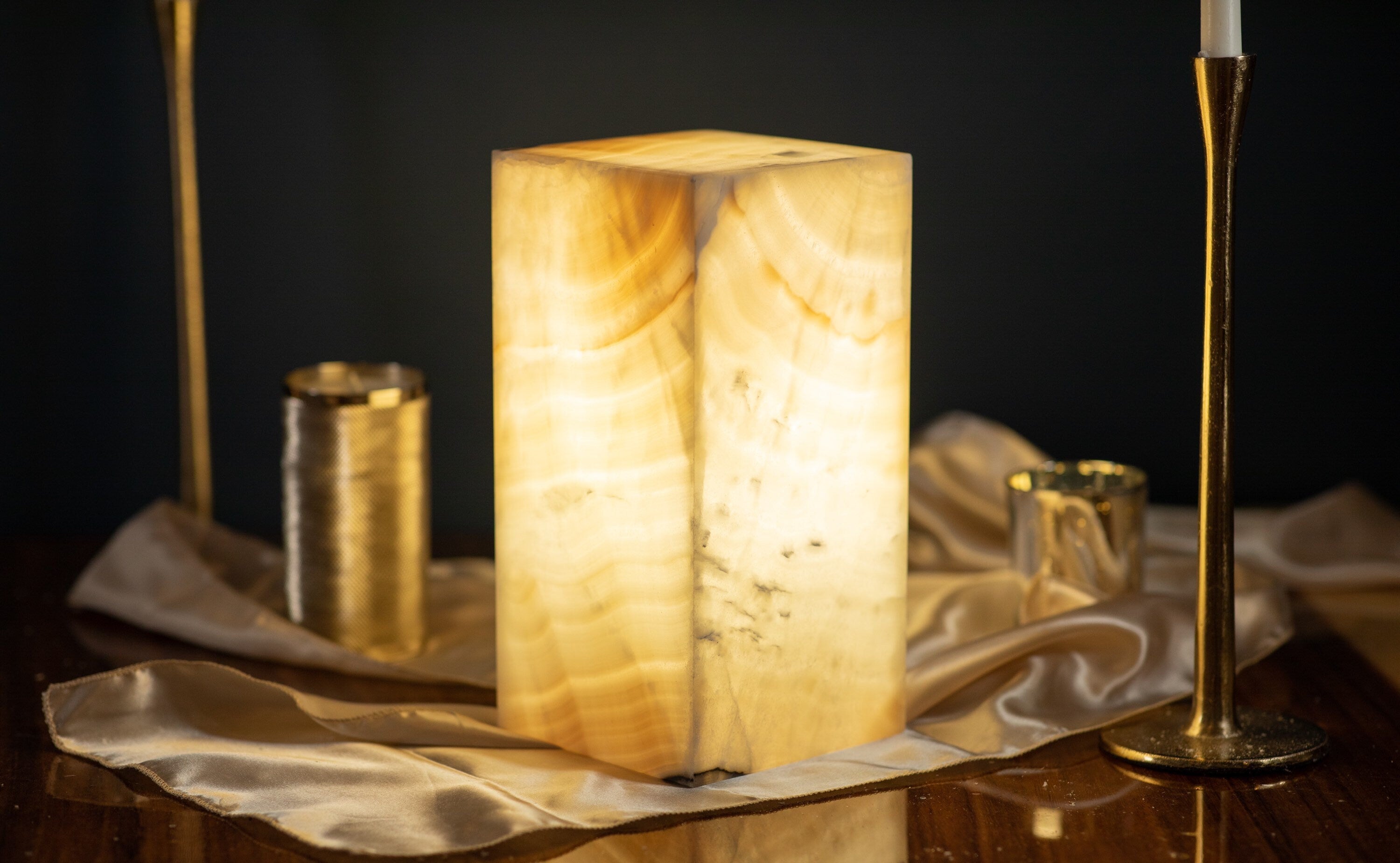 Cream Onyx Lamp - 12- Gift Ideas